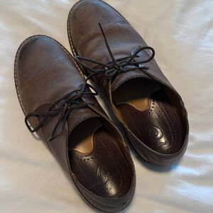 Olukai size 9 Men's Brown Leather Shoes